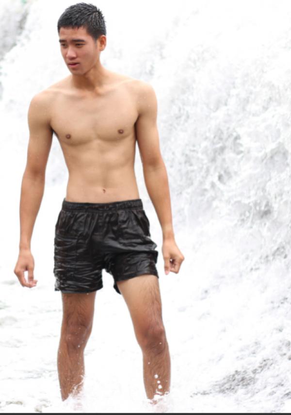 Alexis-Men-2